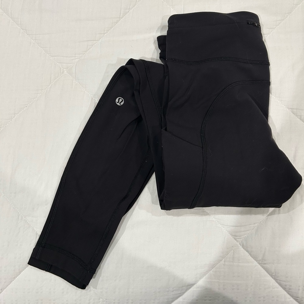 Lululemon high-rise tight size 4